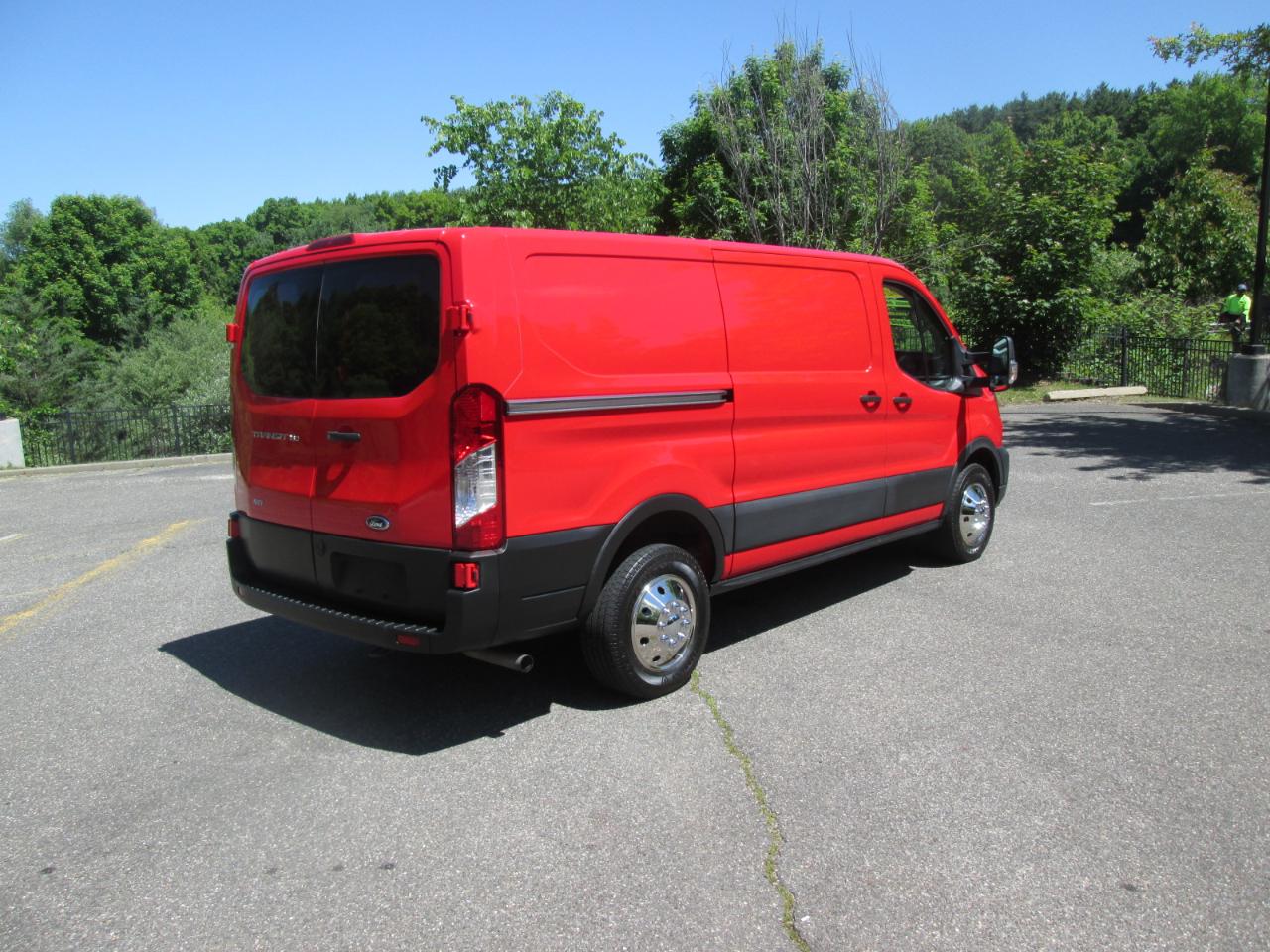 Ford Transit 150 Van Low Roof w/Sliding Pass. 148-in. WB 2023