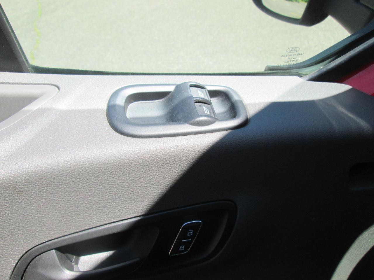 Ford Transit 150 Van Low Roof w/Sliding Pass. 148-in. WB 2023