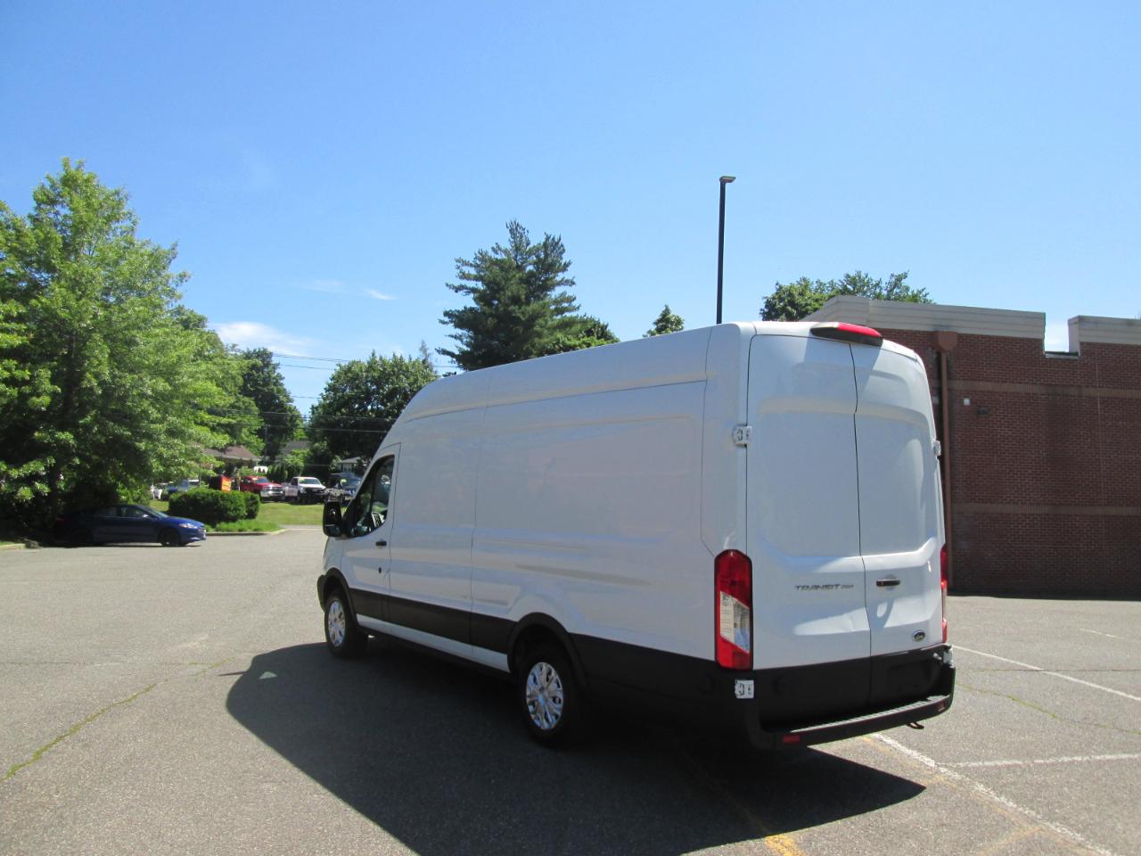 Ford Transit 250 Van High Roof w/Sliding Pass. 148-in. WB EL 2019