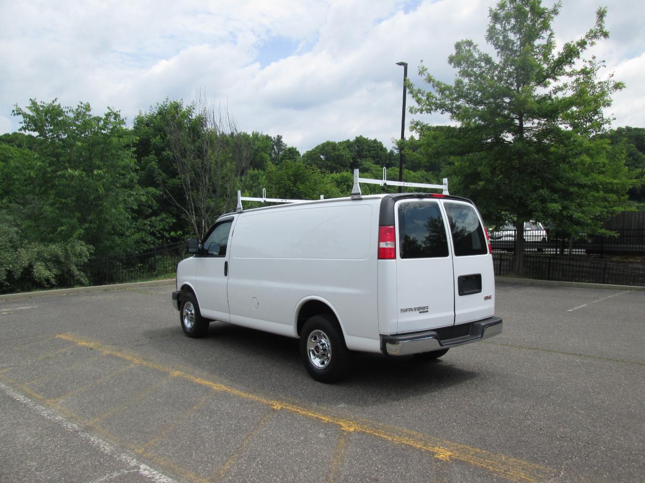 GMC Savana G2500 Cargo 2015