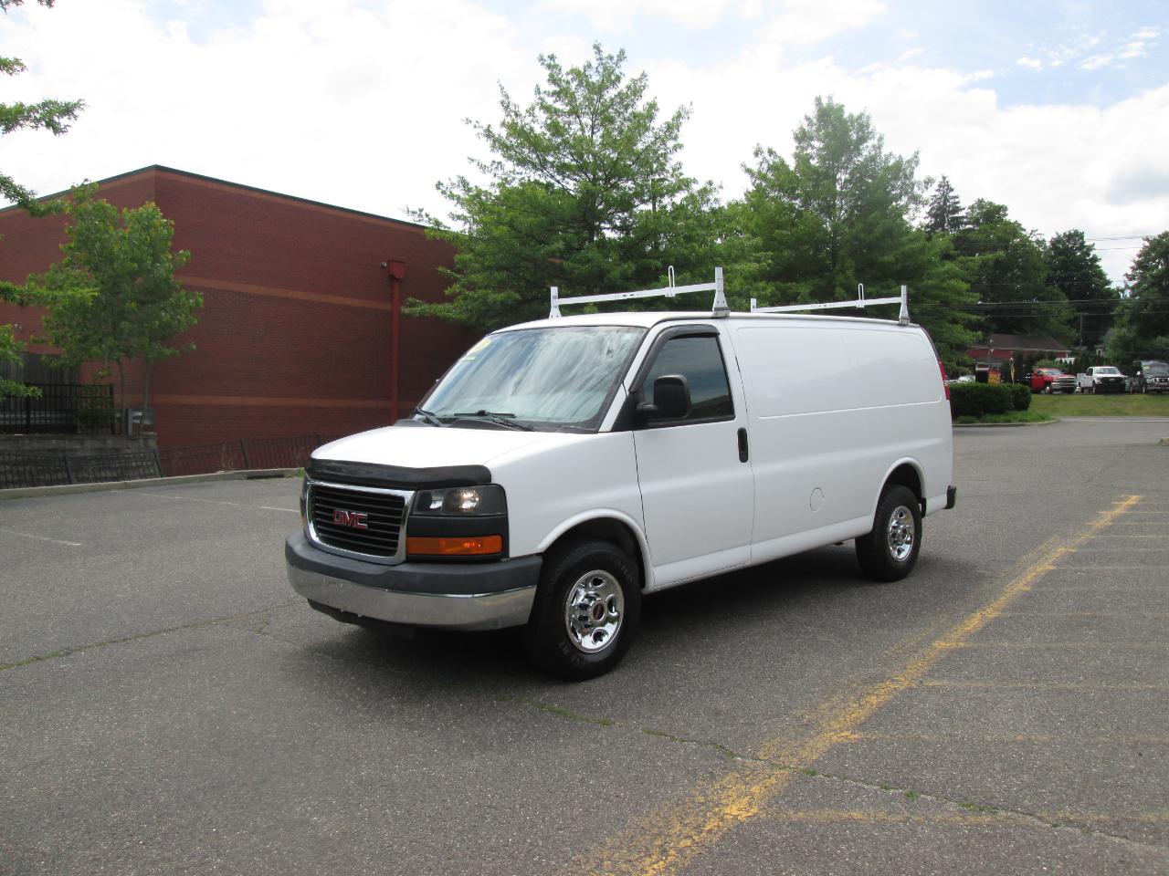 GMC Savana G2500 Cargo 2015