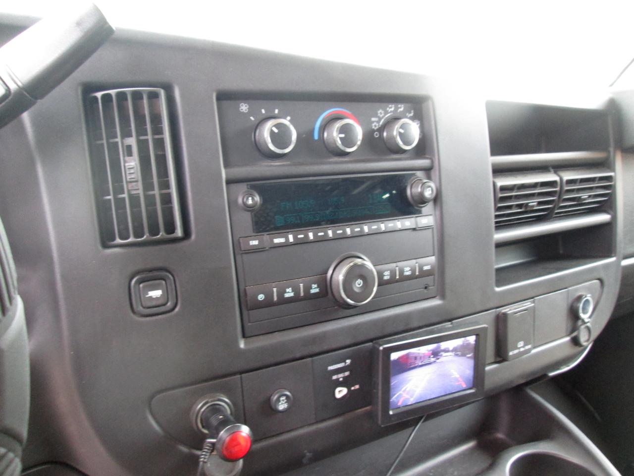 GMC Savana G2500 Cargo 2015