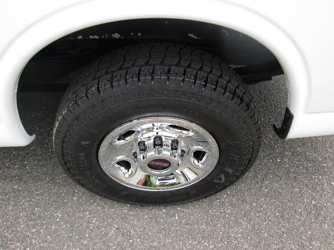 GMC Savana G2500 Cargo 2015