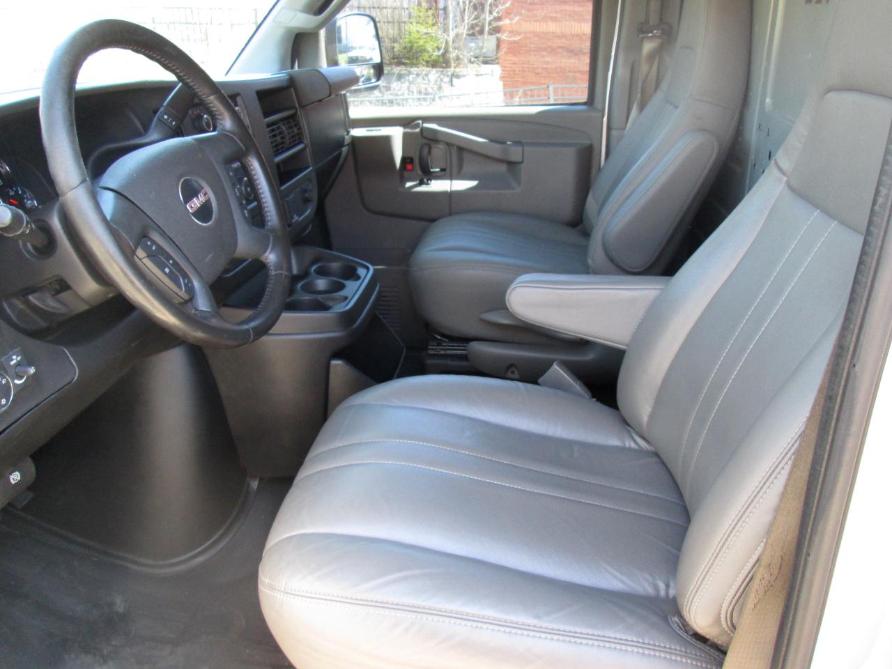 GMC Savana G2500 Cargo 2020