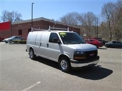 2020 GMC Savana 