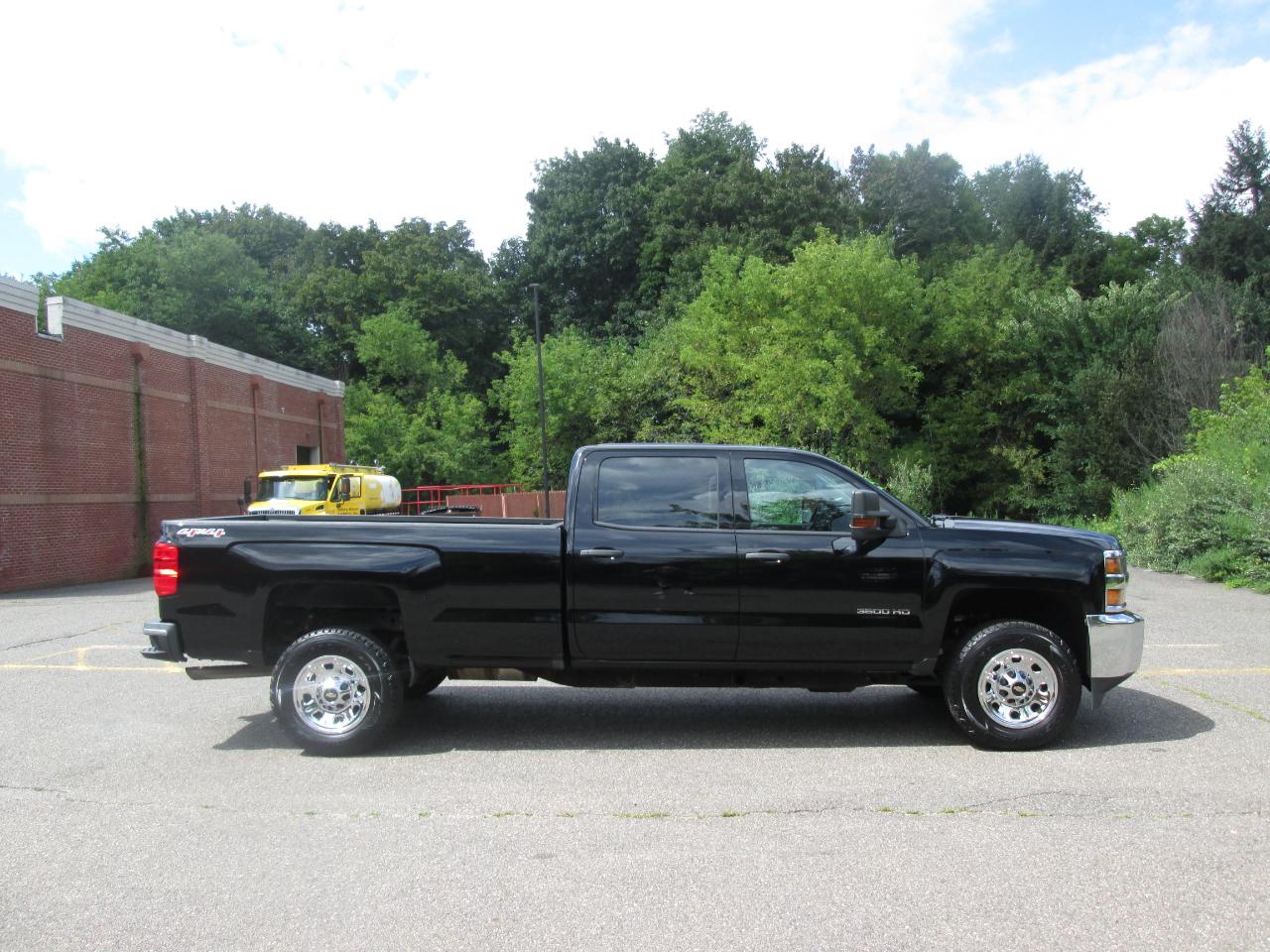 Chevrolet Silverado 3500HD Work Truck Crew Cab 4WD 2017