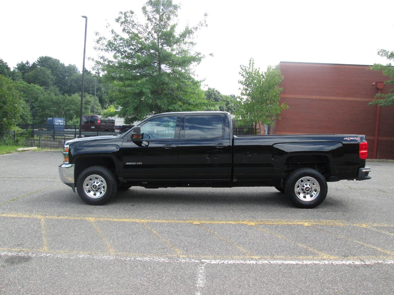 Chevrolet Silverado 3500HD Work Truck Crew Cab 4WD 2017