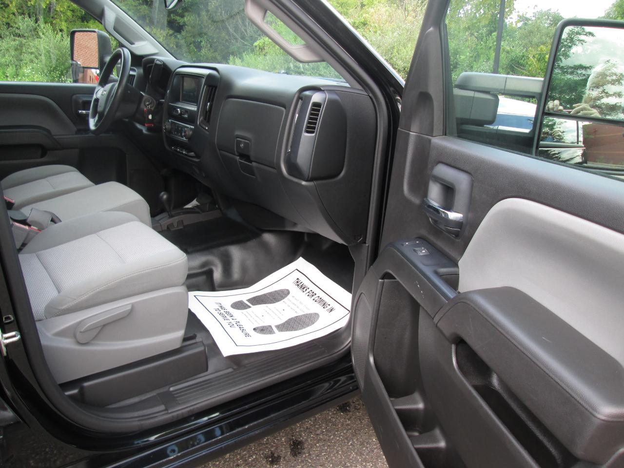 Chevrolet Silverado 3500HD Work Truck Crew Cab 4WD 2017