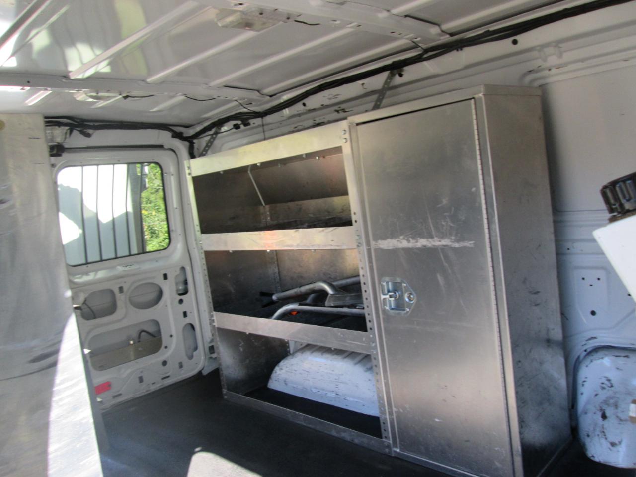 Ford Econoline E-350 Super Duty 2014