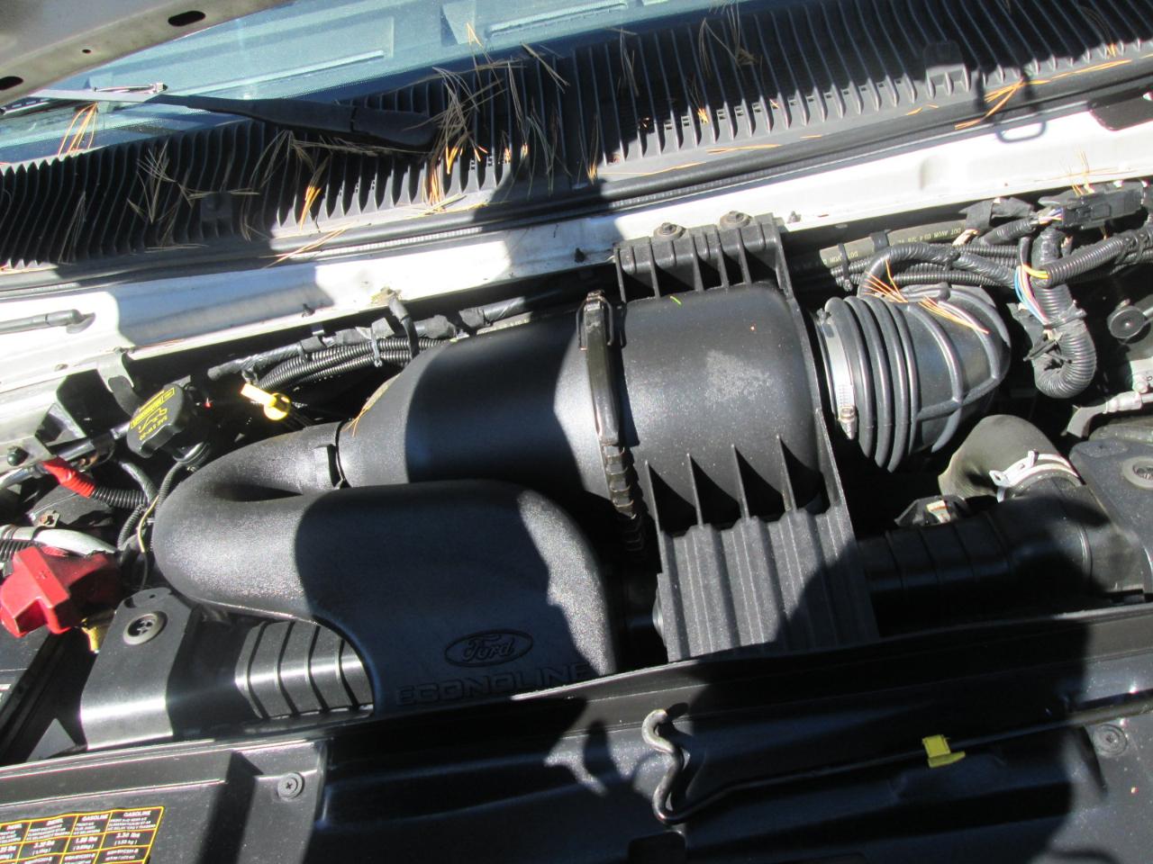 Ford Econoline E-350 Super Duty 2014