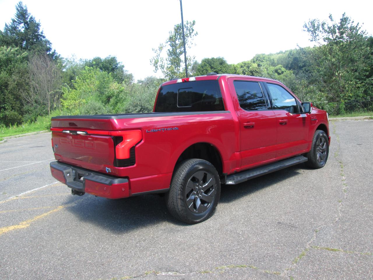 Ford F-150 Lightning Lariat 2022