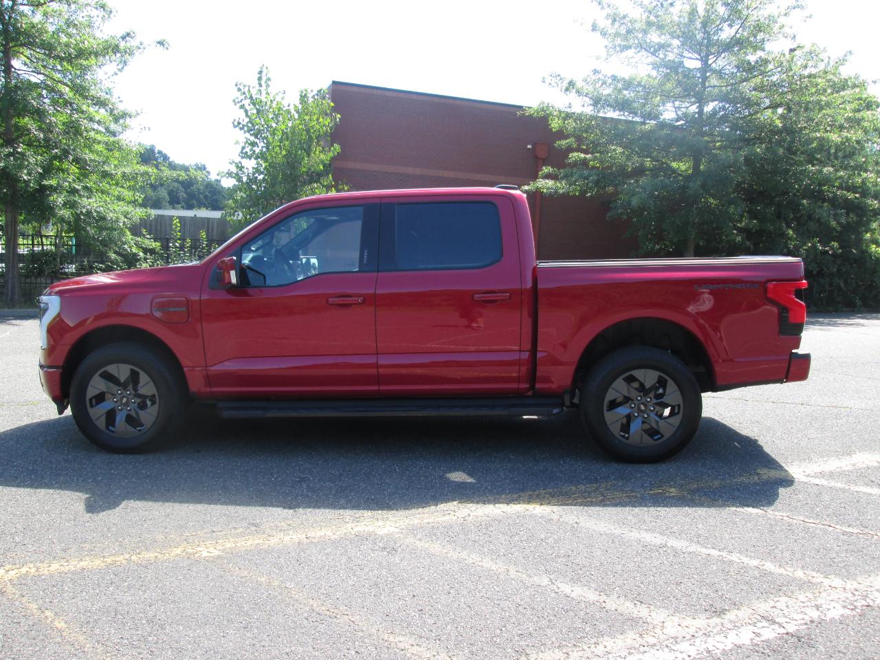Ford F-150 Lightning Lariat 2022