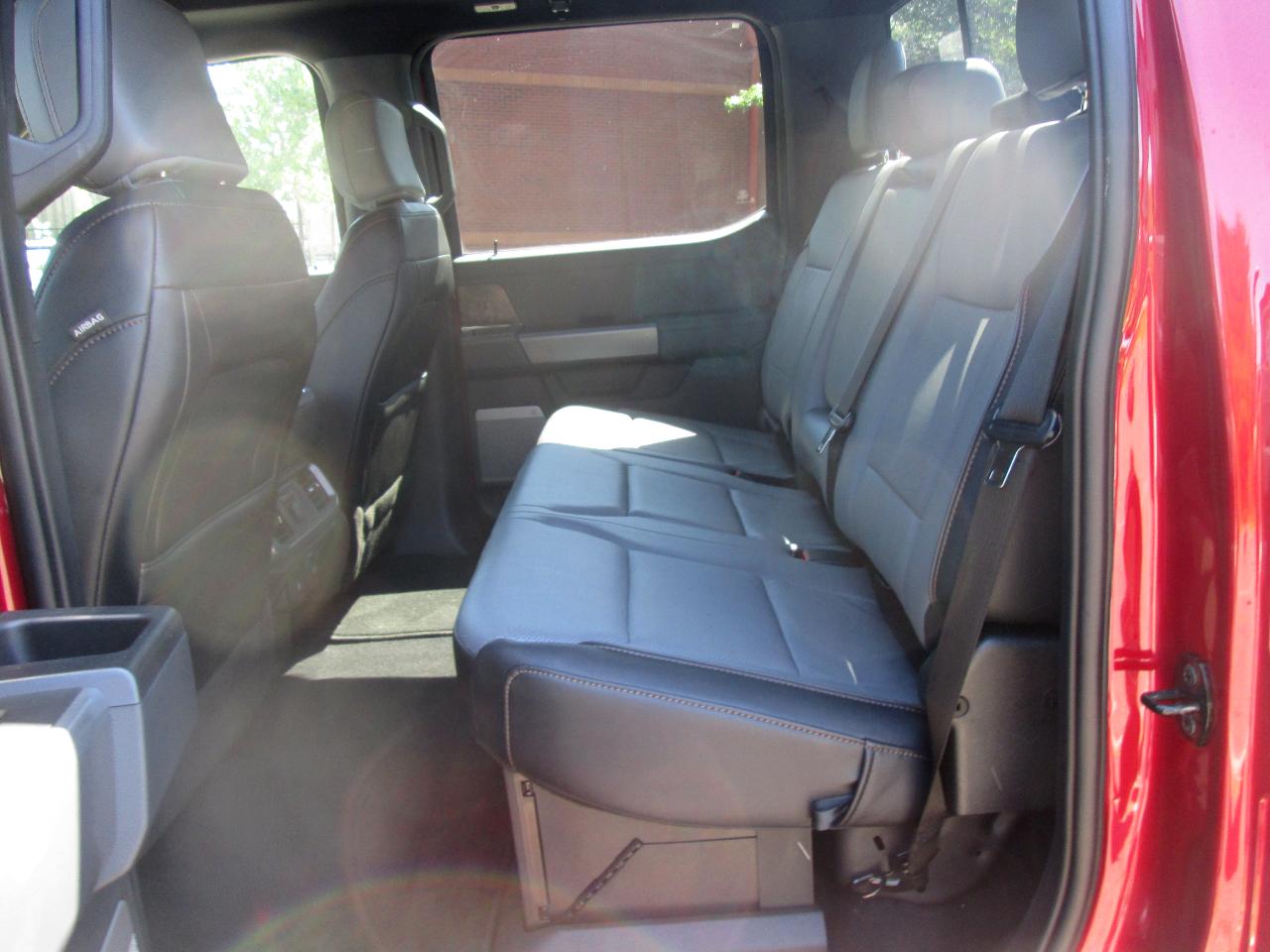Ford F-150 Lightning Lariat 2022