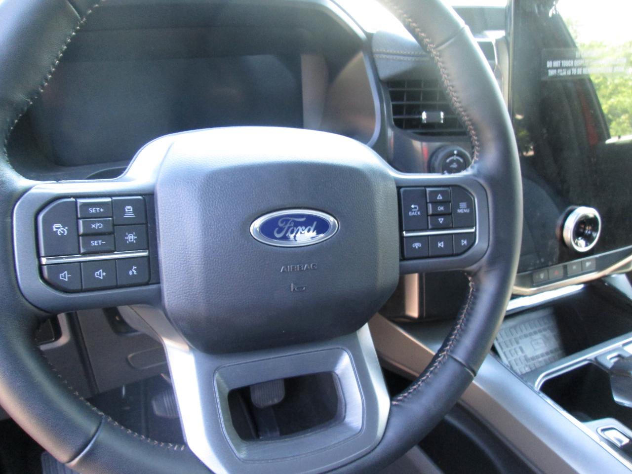 Ford F-150 Lightning Lariat 2022