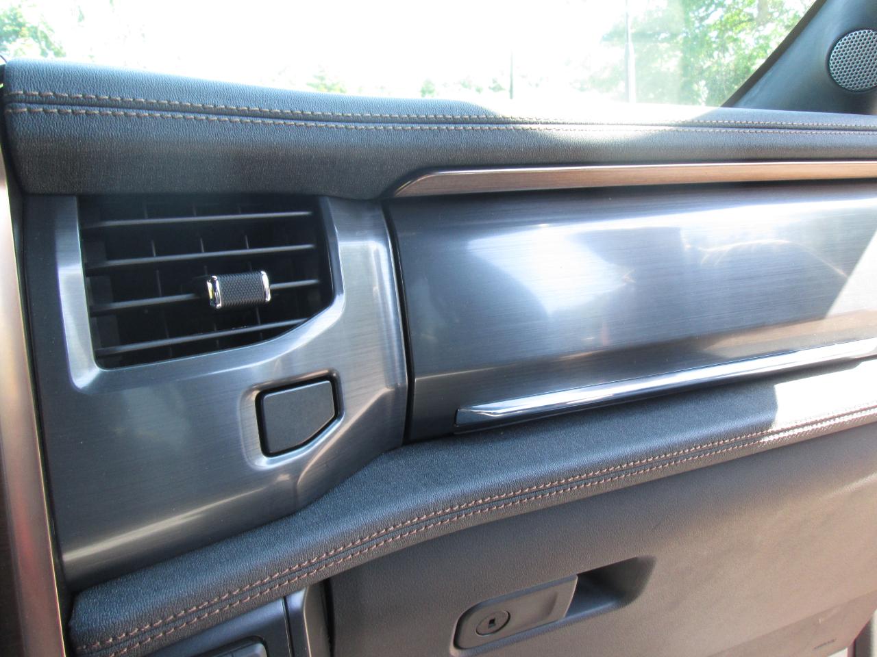 Ford F-150 Lightning Lariat 2022