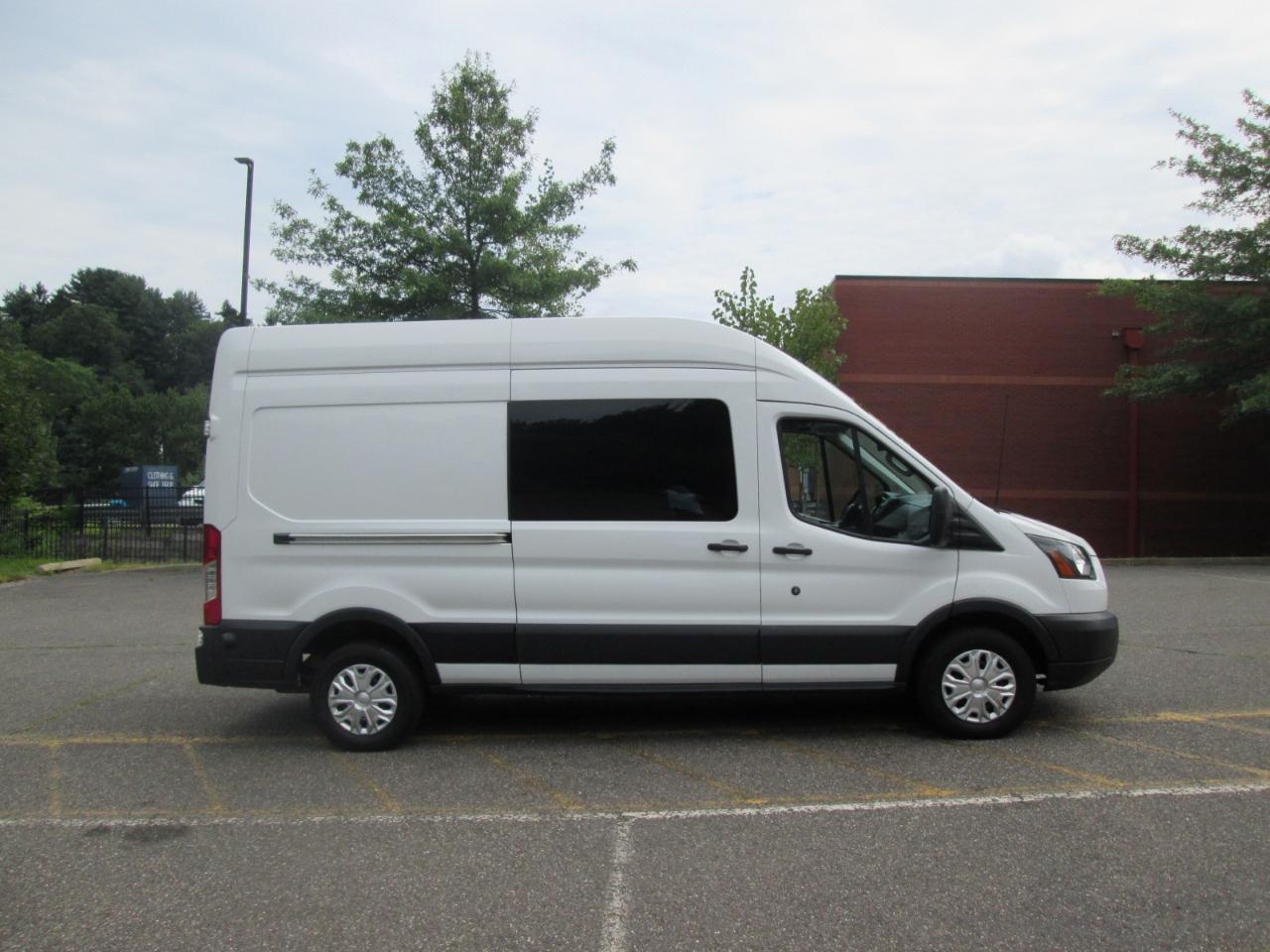 Ford Transit 250 Van High Roof w/Sliding Pass. 148-in. WB 2018