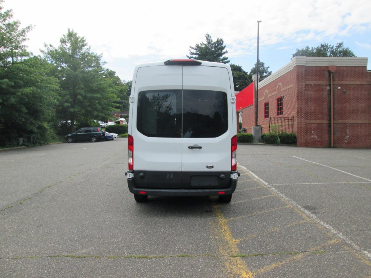 Ford Transit 250 Van High Roof w/Sliding Pass. 148-in. WB 2018