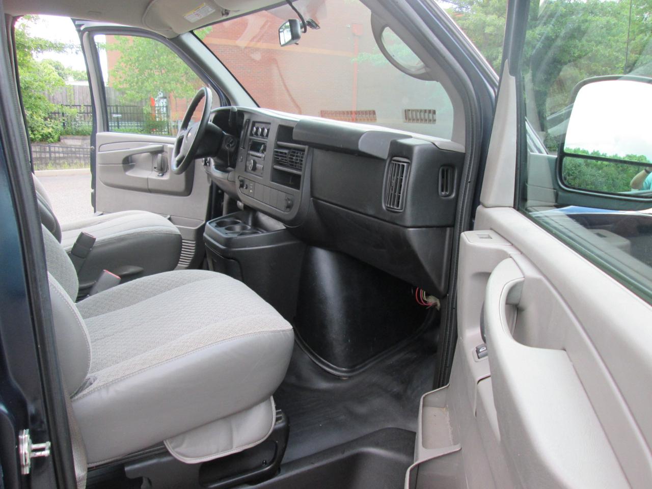 Chevrolet Express 2500 Cargo 2014