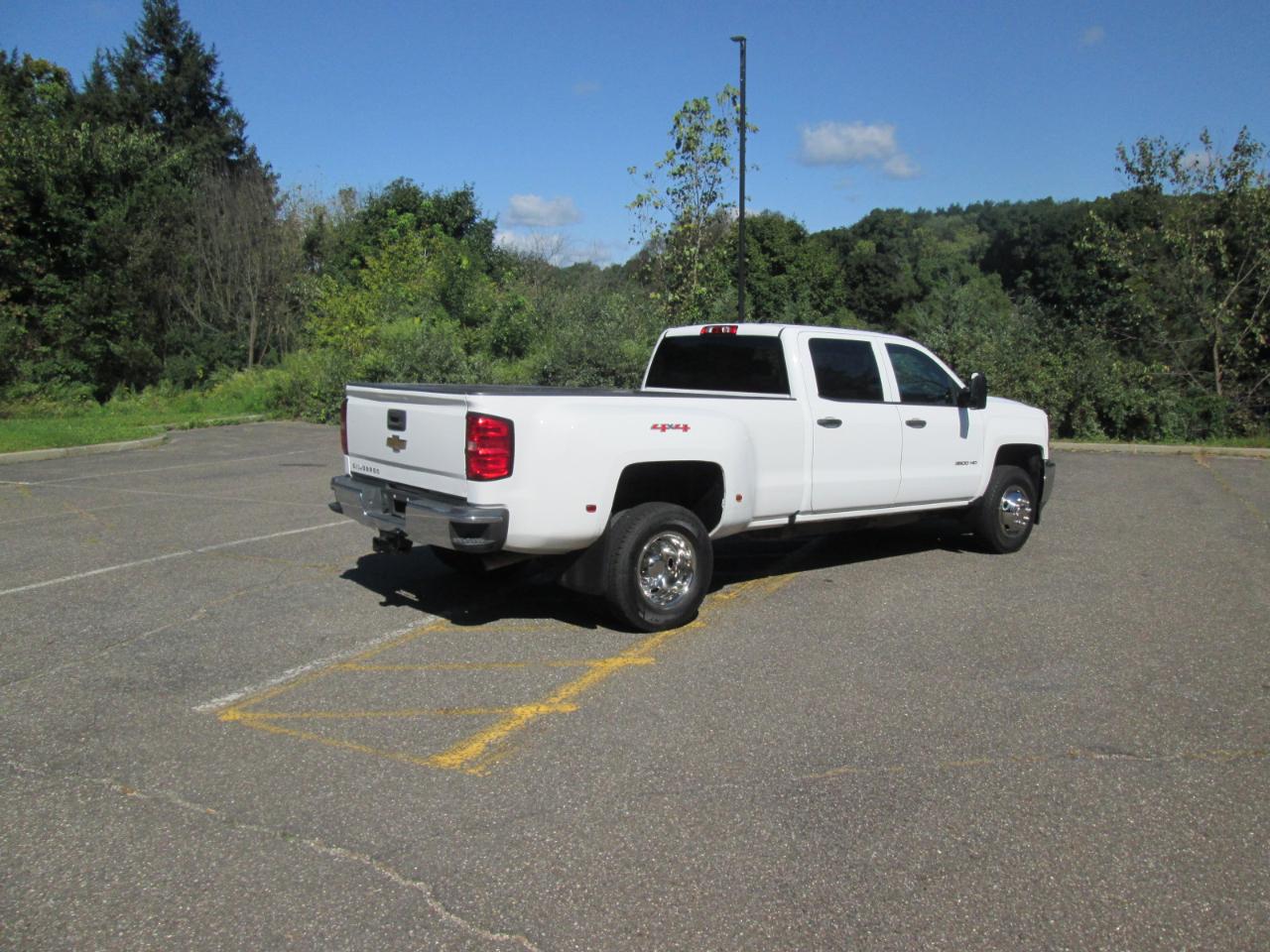 Chevrolet Silverado 3500HD Work Truck Crew Cab 4WD 2016