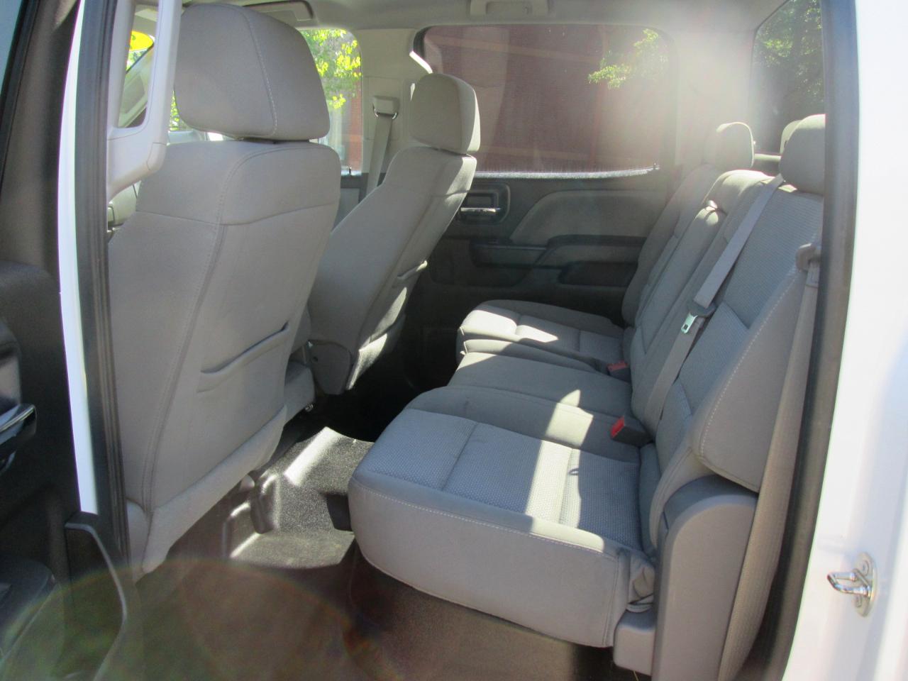 Chevrolet Silverado 3500HD Work Truck Crew Cab 4WD 2016