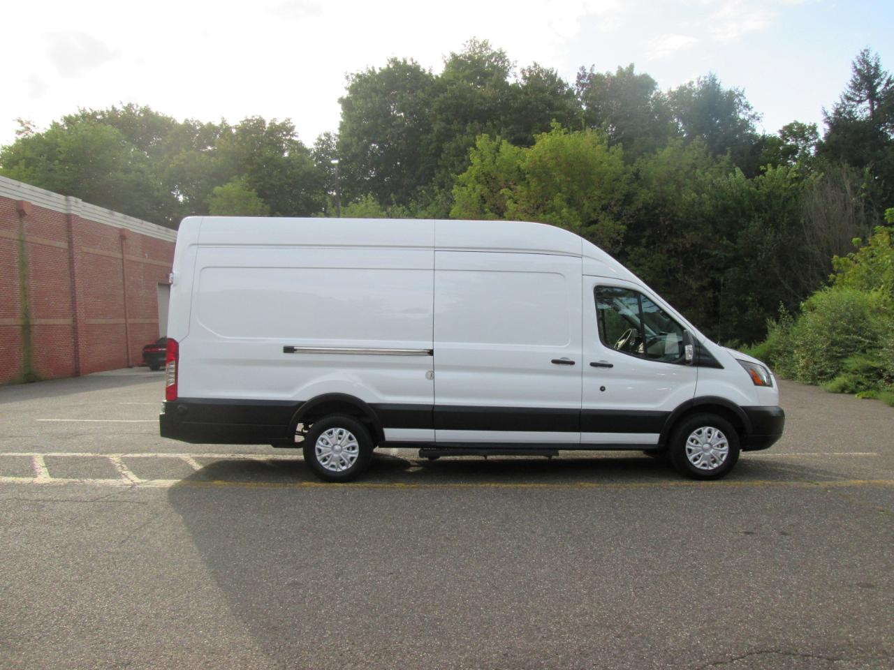 Ford Transit 350 Van High Roof w/Sliding Pass. 148-in. WB EL 2019