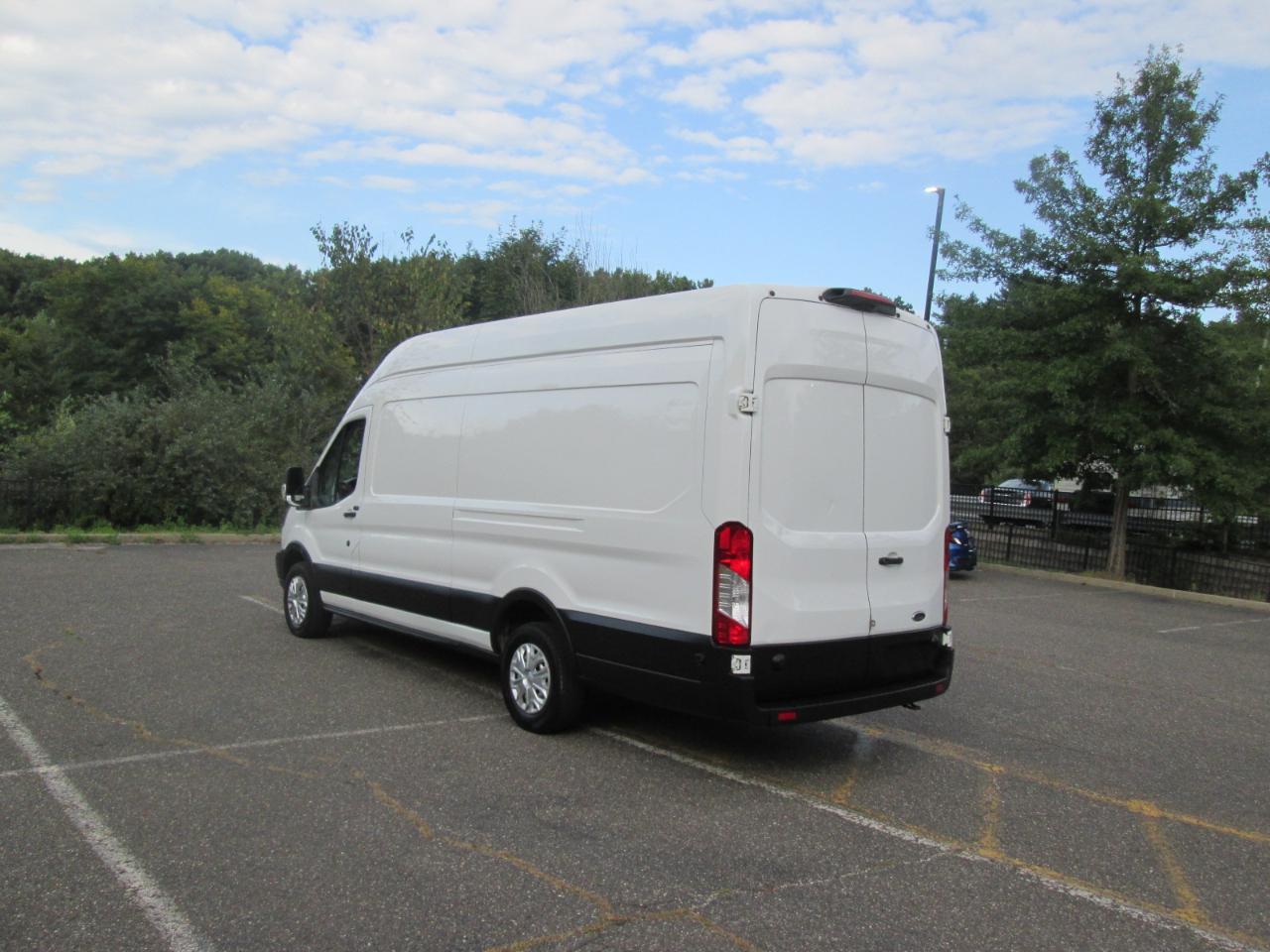 Ford Transit 350 Van High Roof w/Sliding Pass. 148-in. WB EL 2019