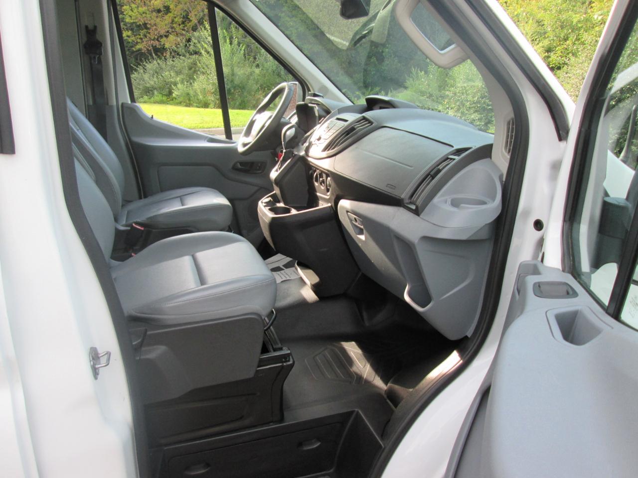 Ford Transit 350 Van High Roof w/Sliding Pass. 148-in. WB EL 2019
