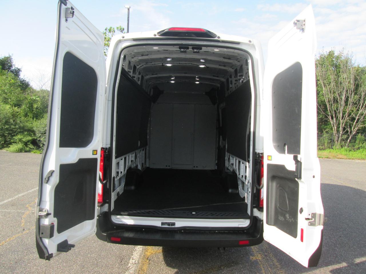 Ford Transit 350 Van High Roof w/Sliding Pass. 148-in. WB EL 2019