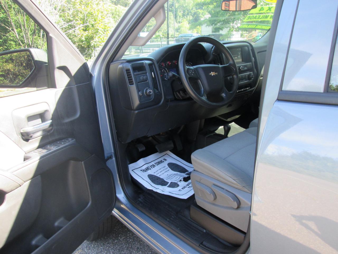 Chevrolet Silverado 2500HD Work Truck Crew Cab 4WD 2016