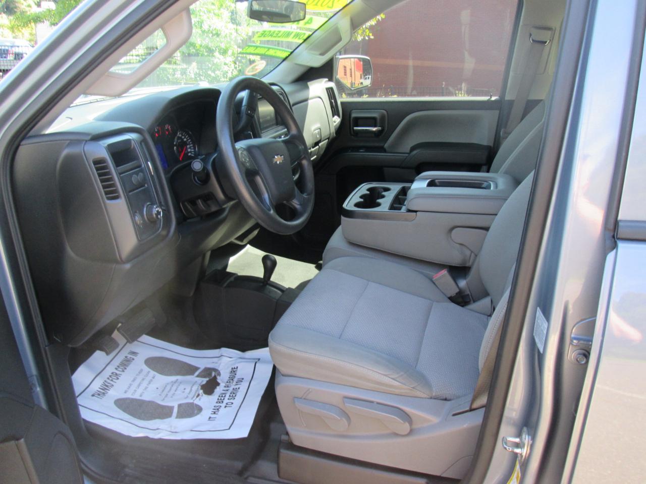 Chevrolet Silverado 2500HD Work Truck Crew Cab 4WD 2016