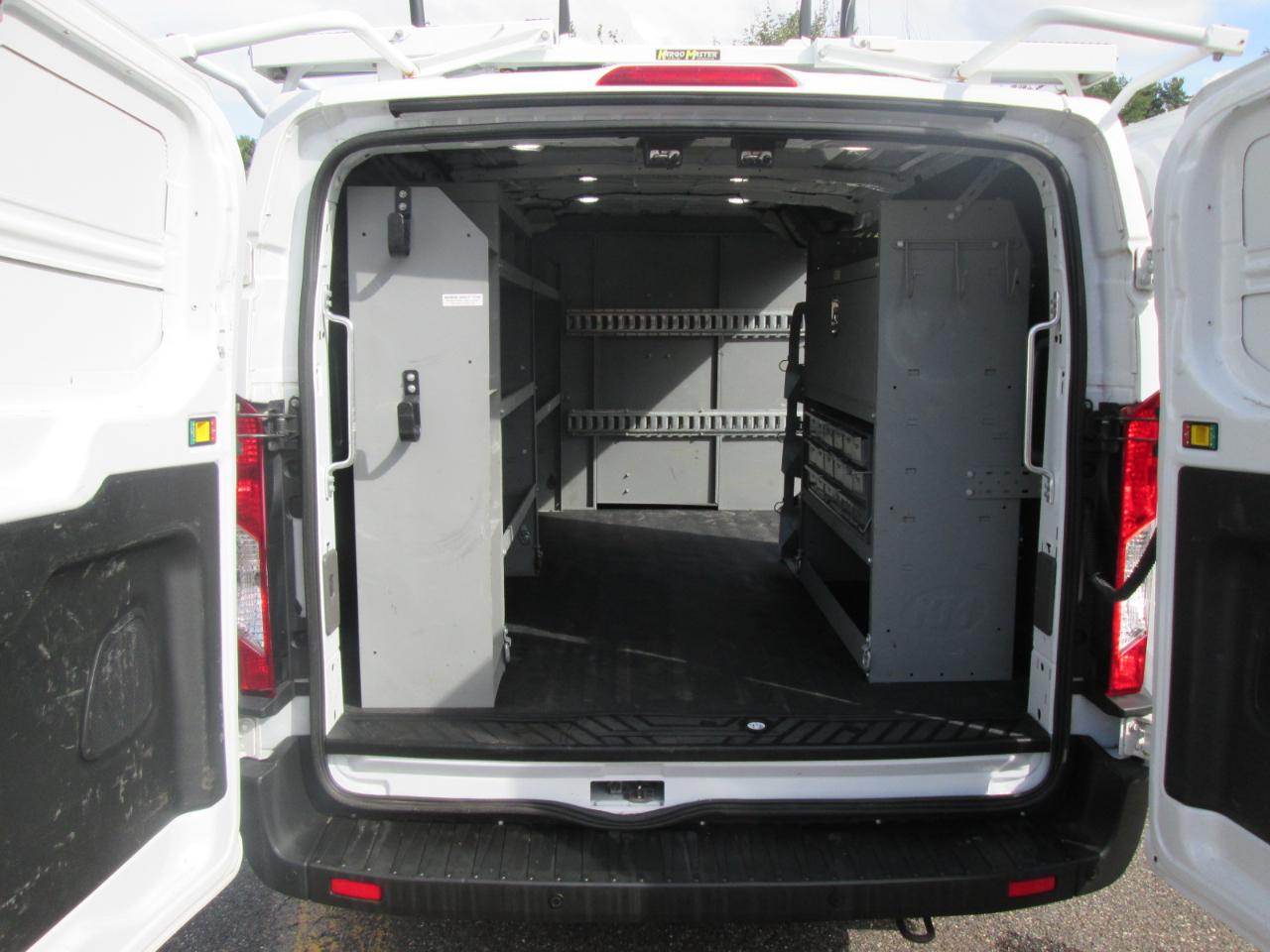 Ford Transit 250 Van Low Roof w/Sliding Pass. 130-in. WB 2020