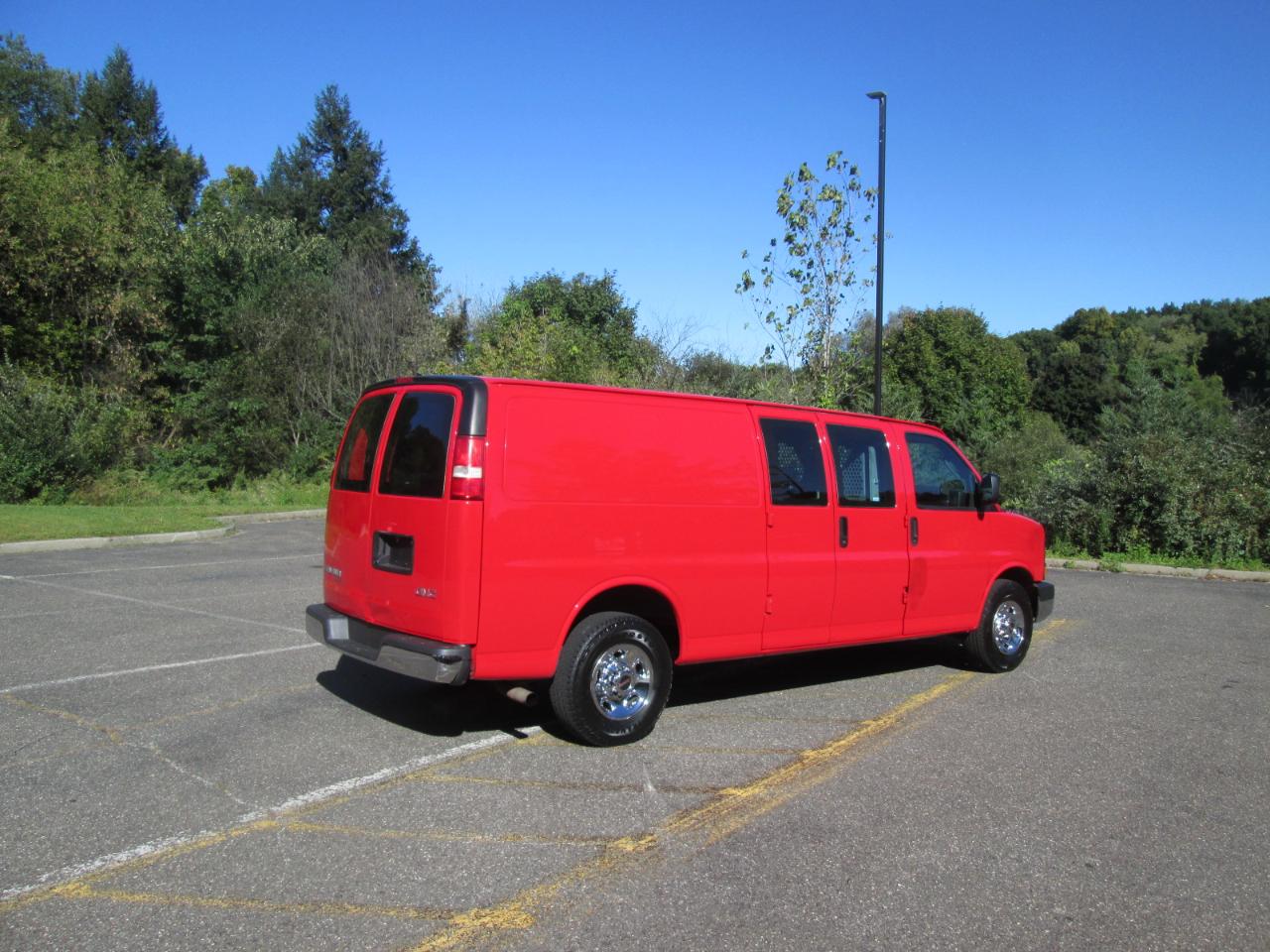 GMC Savana G3500 Cargo Ext 2016