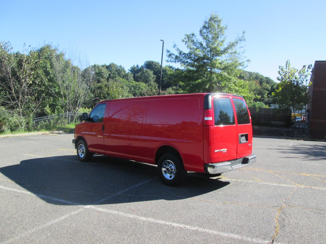GMC Savana G3500 Cargo Ext 2016