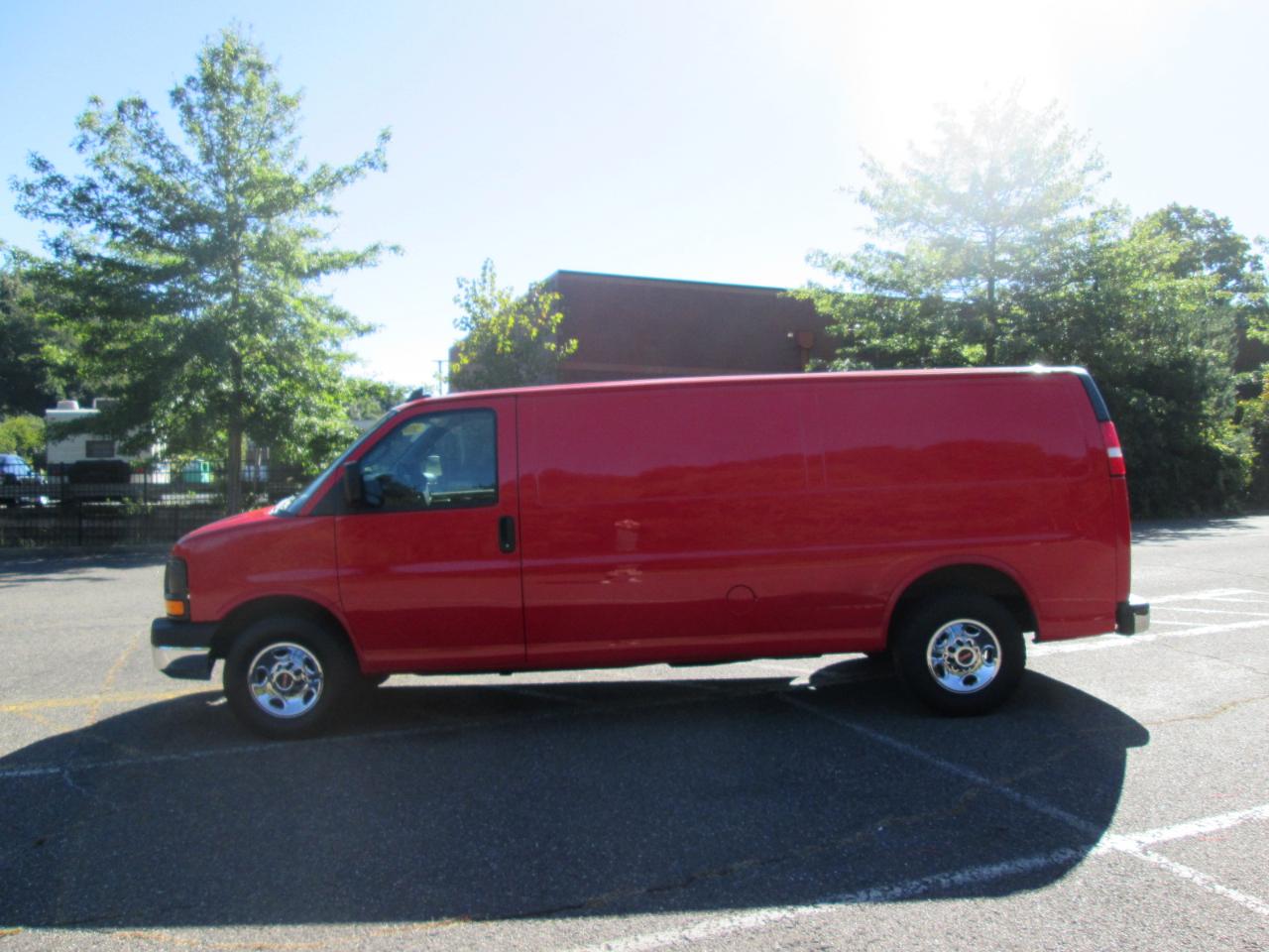 GMC Savana G3500 Cargo Ext 2016
