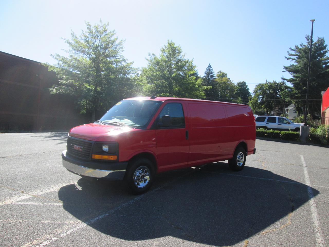 GMC Savana G3500 Cargo Ext 2016