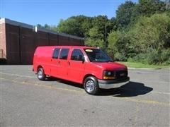 2016 GMC Savana 