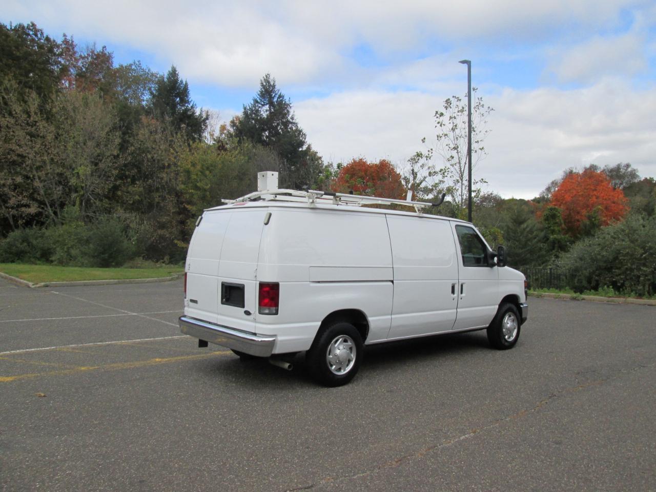 Ford Econoline E-150 2013