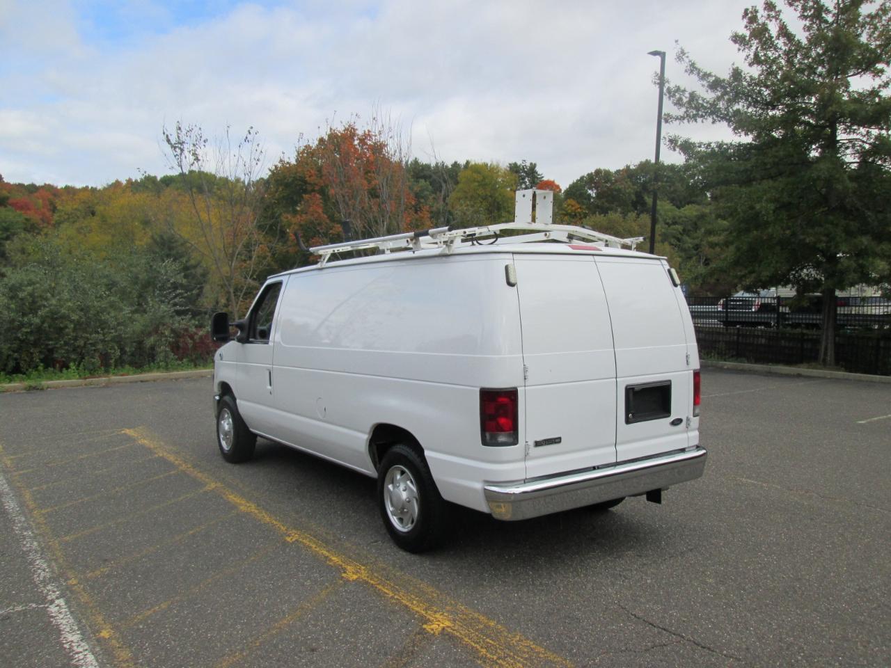 Ford Econoline E-150 2013