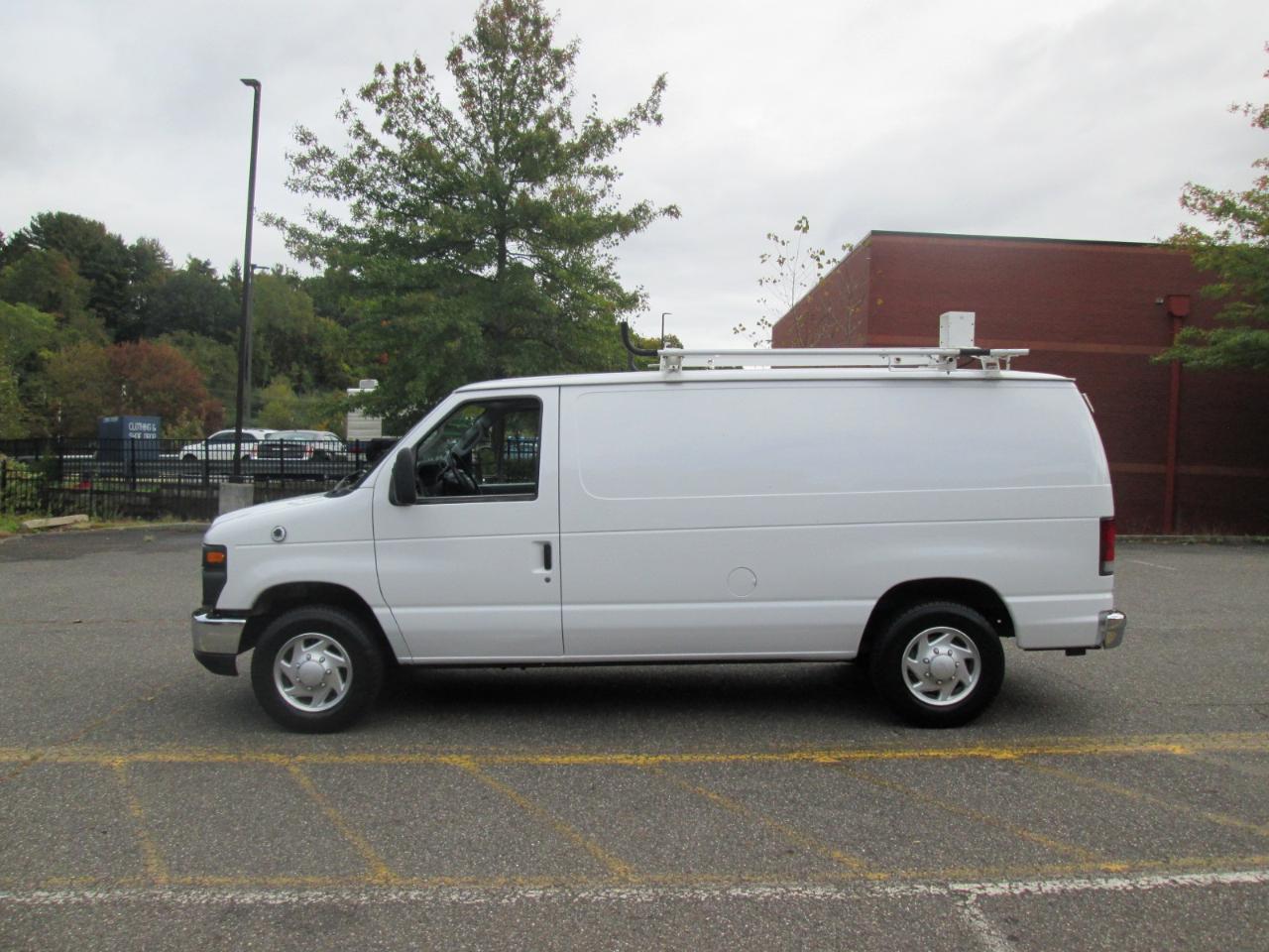 Ford Econoline E-150 2013