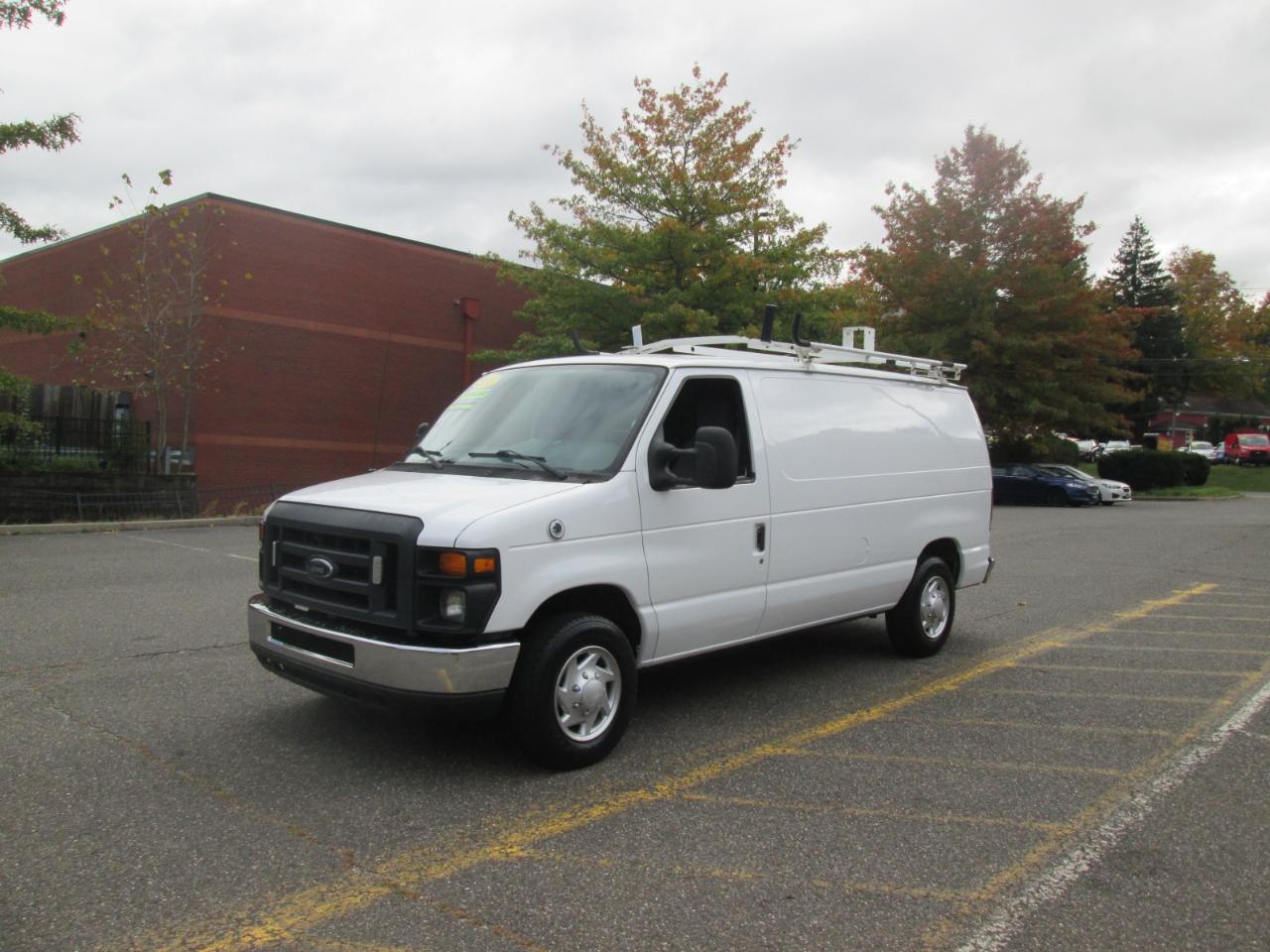 Ford Econoline E-150 2013