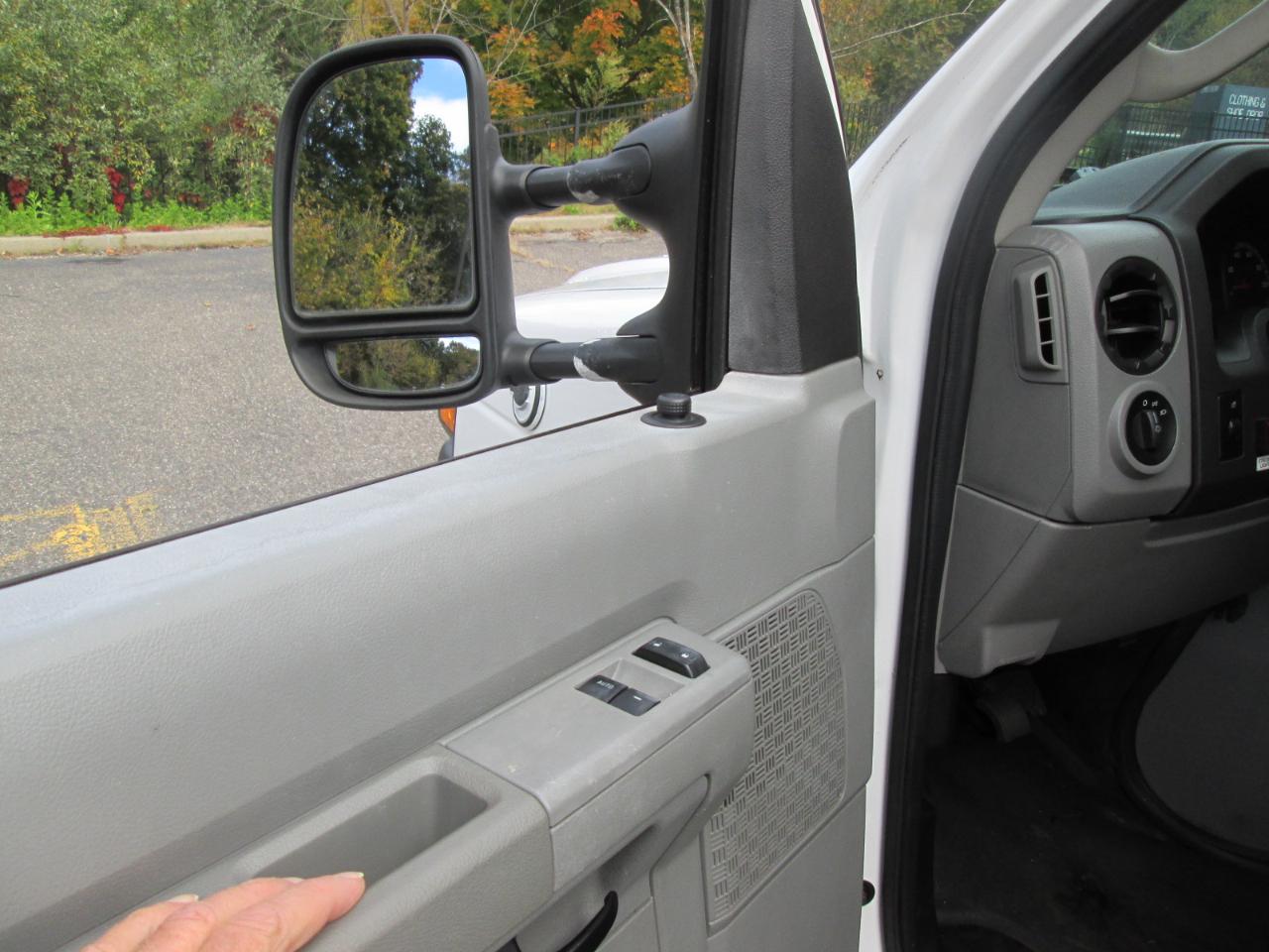Ford Econoline E-150 2013