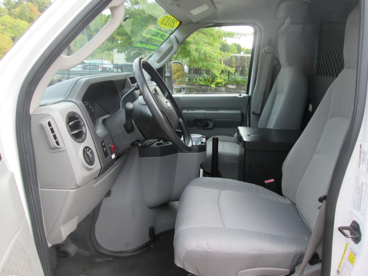 Ford Econoline E-150 2013