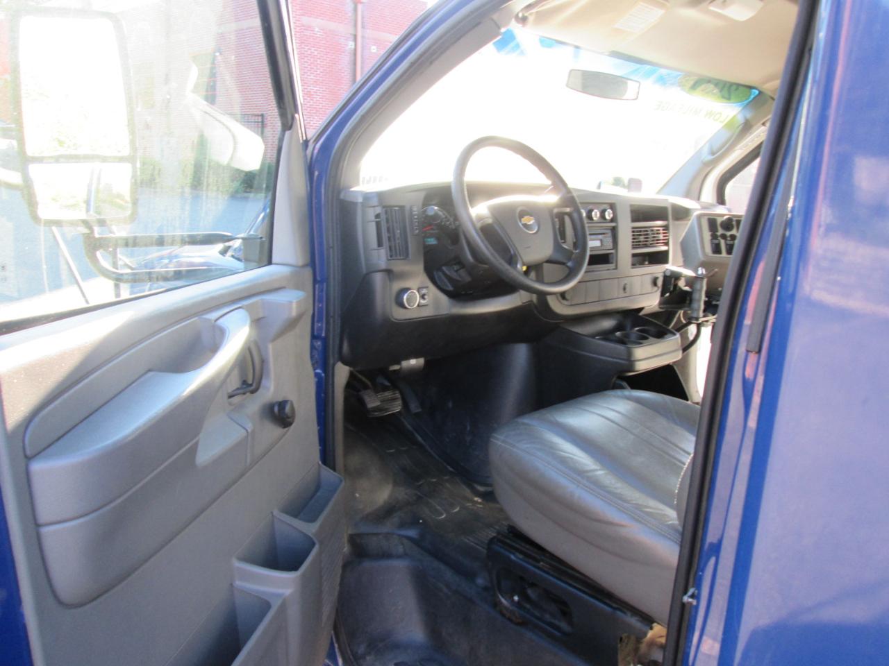 Chevrolet Express G3500 2011