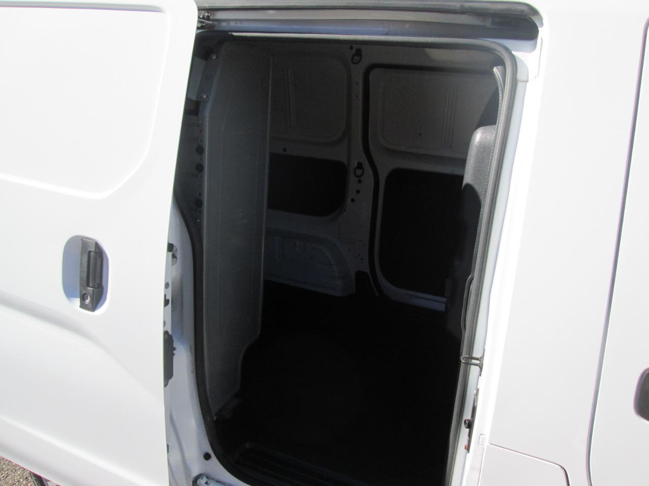 Nissan NV200 SV 2021