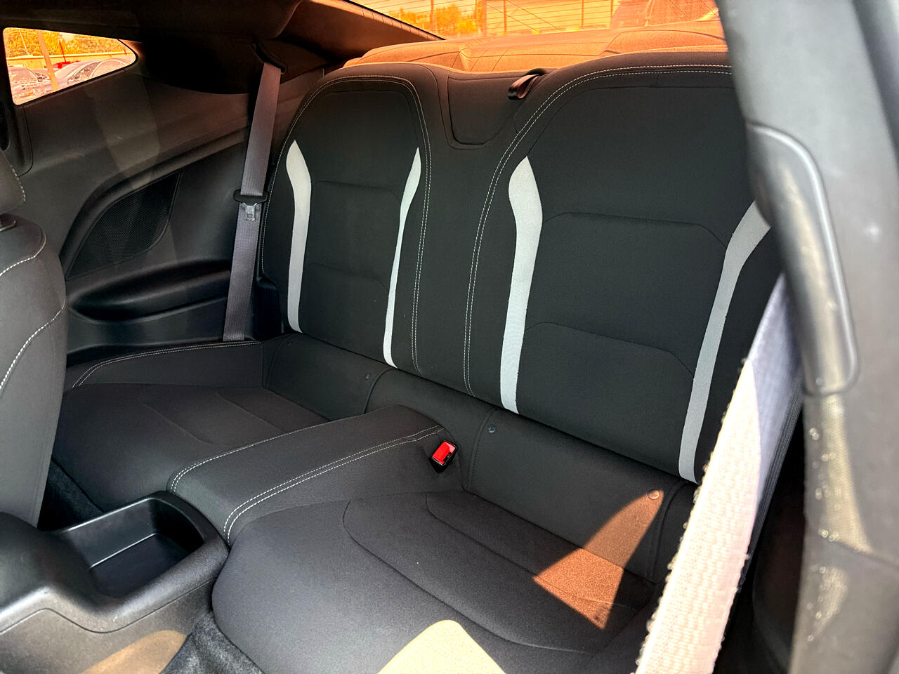 2016 Chevrolet Camaro 1LT Coupe photo 12