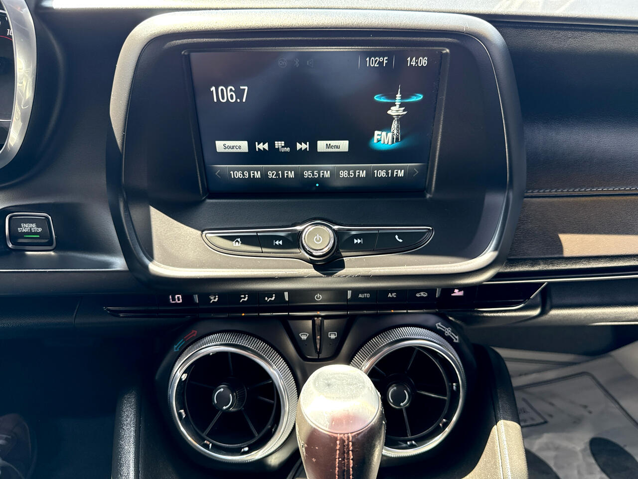 2016 Chevrolet Camaro 1LT Coupe photo 19