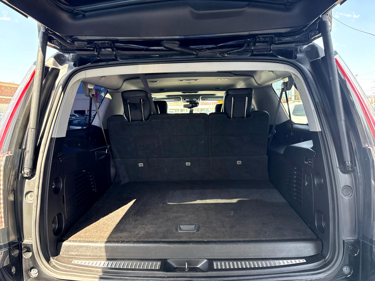 2016 Cadillac Escalade ESV Luxury photo 8