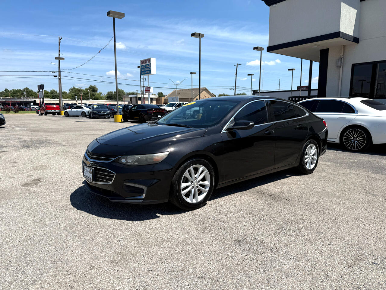 2016 Chevrolet Malibu 1LT photo 2