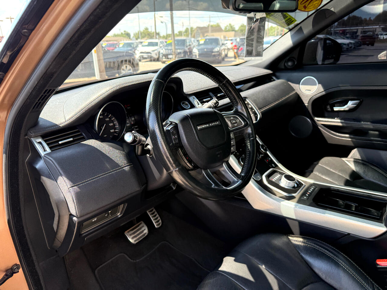 2015 Land Rover Range Rover Evoque Dynamic Premium photo 8