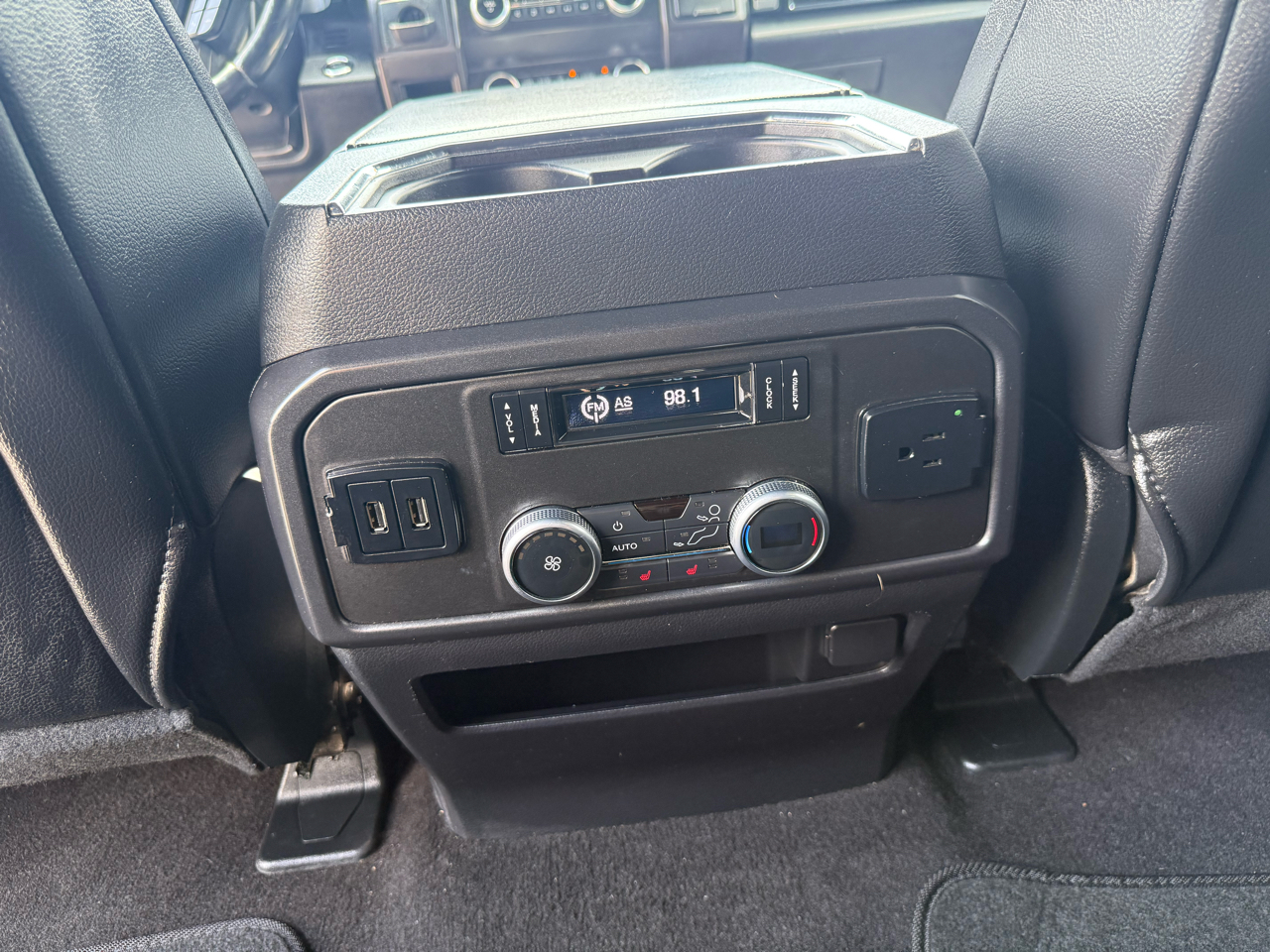 2019 Ford Expedition MAX Limited photo 11